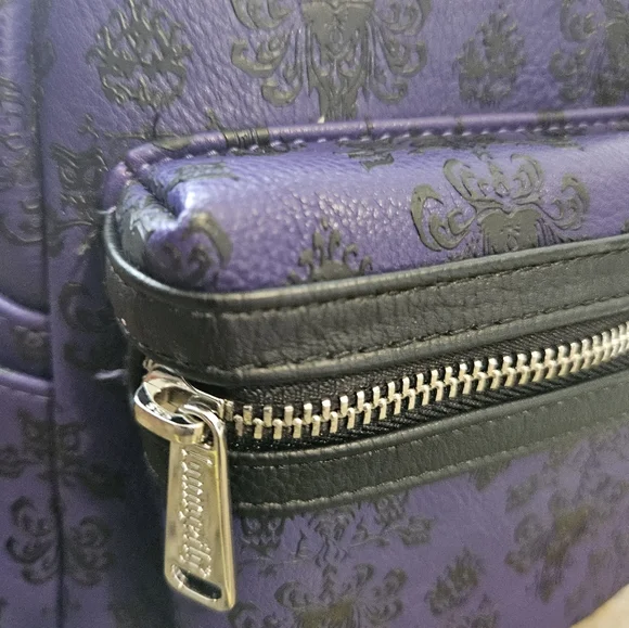 💜 Disney Parks Loungefly X Haunted Mansion Wallpaper Backpack NWT - Picture 8 of 9